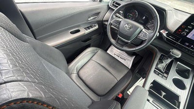 2024 Toyota Sienna XSE 7 Passenger