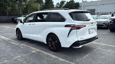 2024 Toyota Sienna XSE 7 Passenger