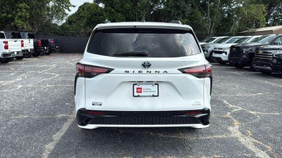2024 Toyota Sienna XSE 7 Passenger