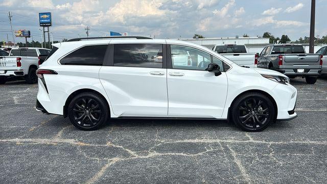 2024 Toyota Sienna XSE 7 Passenger