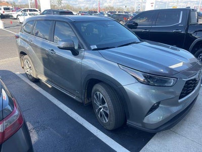 2026 Toyota Highlander Hybrid XLE