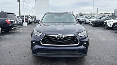 2023 Toyota Highlander XLE