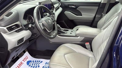 2023 Toyota Highlander XLE