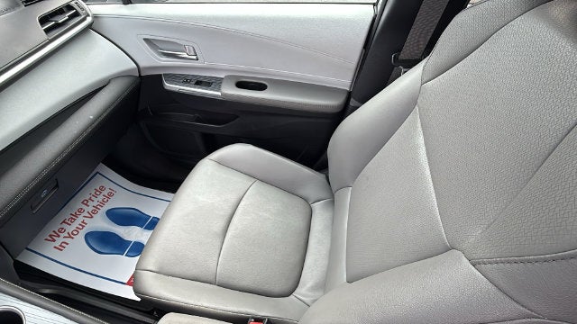 2025 Toyota Sienna XLE 8 Passenger