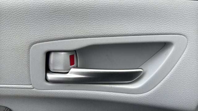 2025 Toyota Sienna XLE 8 Passenger
