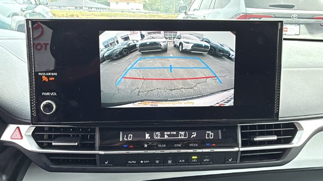 2025 Toyota Sienna XLE 8 Passenger