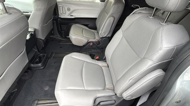 2025 Toyota Sienna XLE 8 Passenger
