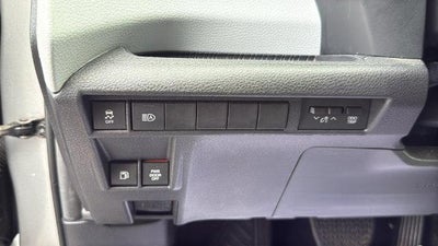2025 Toyota Sienna XLE 8 Passenger