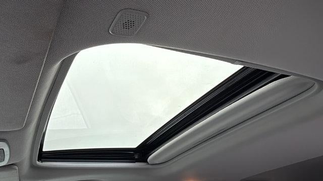 2025 Toyota Sienna XLE 8 Passenger