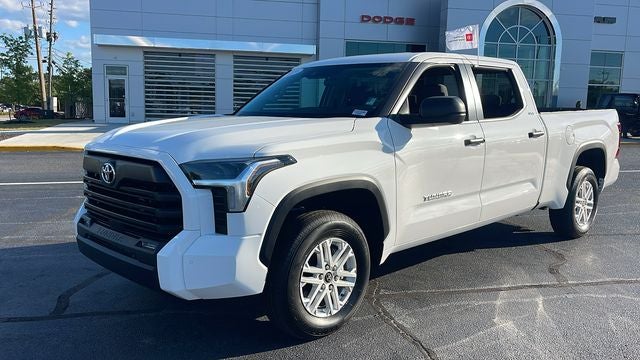 2024 Toyota Tundra SR5