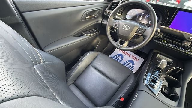 2025 Toyota Crown Signia XLE