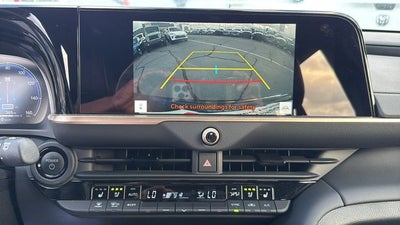 2025 Toyota Crown Signia XLE