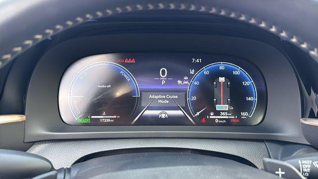 2025 Toyota Crown Signia XLE