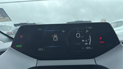 2025 Toyota Prius XLE