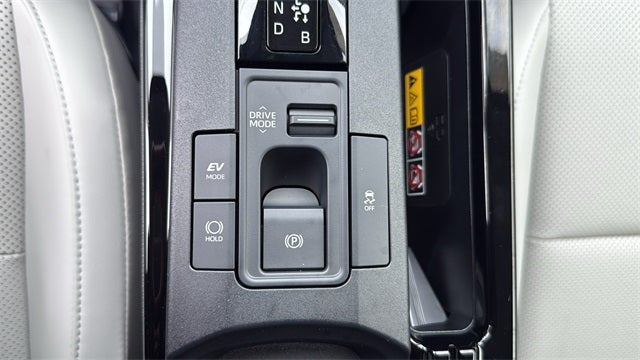 2025 Toyota Prius XLE