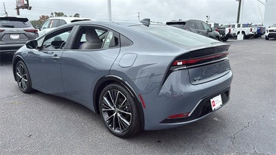 2025 Toyota Prius XLE