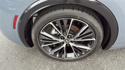 2025 Toyota Prius XLE