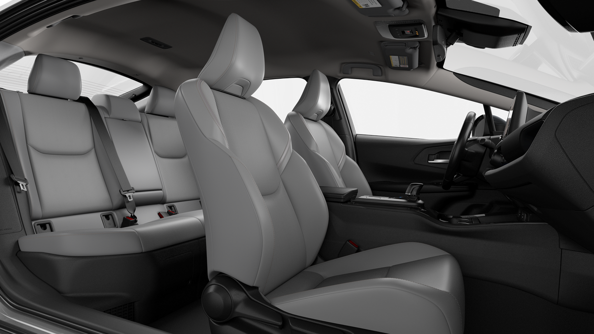 2025 Toyota Prius XLE