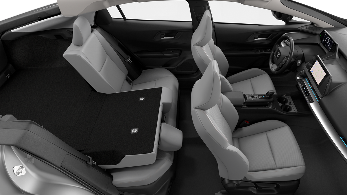 2025 Toyota Prius XLE