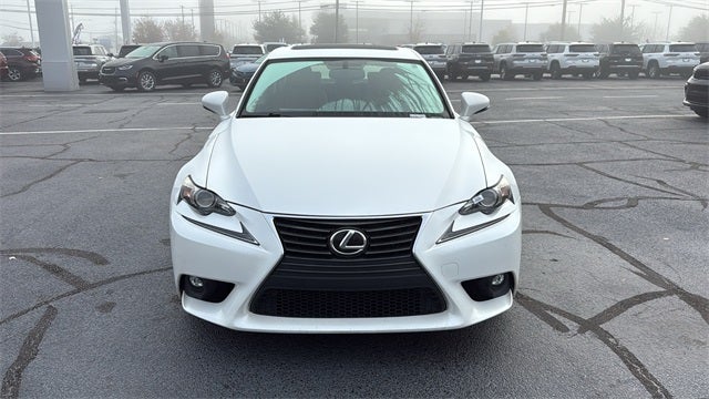 2016 Lexus IS 200t 200t