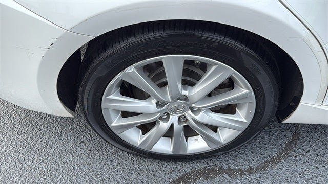 2016 Lexus IS 200t 200t