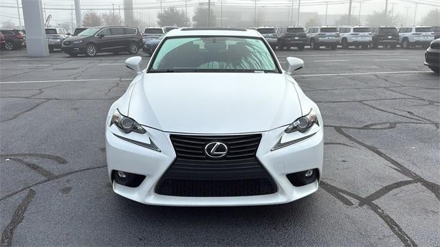 2016 Lexus IS 200t 200t