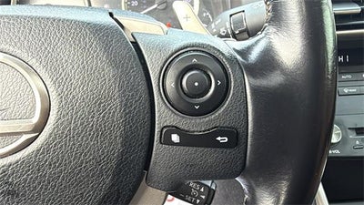 2016 Lexus IS 200t 200t