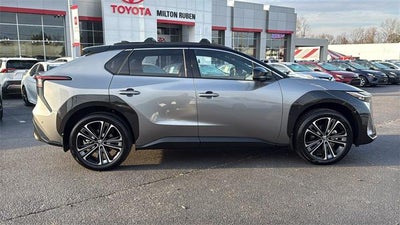 2025 Toyota bZ4X Limited