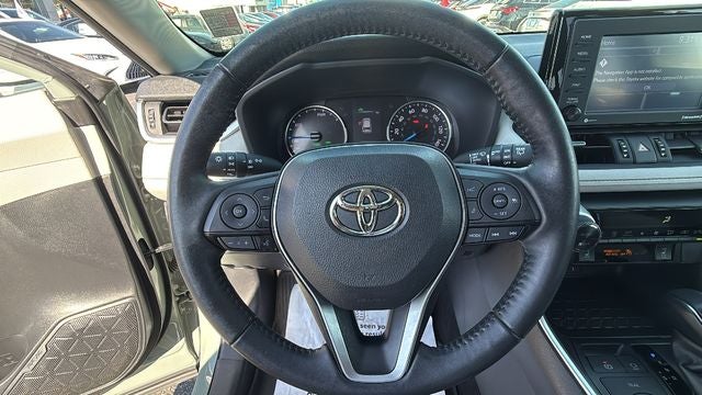 2022 Toyota RAV4 Hybrid XLE Premium