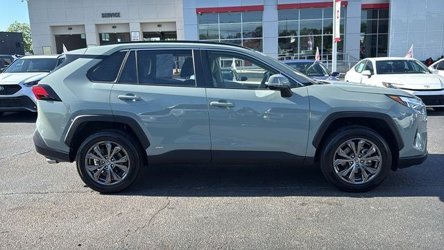 2022 Toyota RAV4 Hybrid XLE Premium