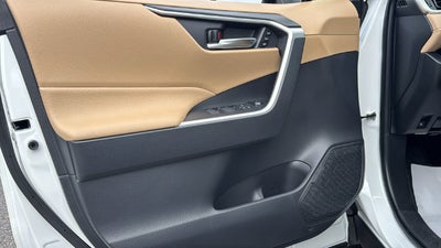 2023 Toyota RAV4 Hybrid XLE Premium