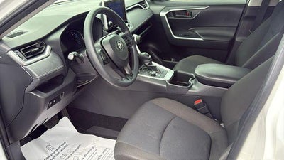 2025 Toyota RAV4 Hybrid LE
