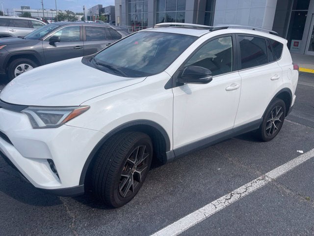2018 Toyota RAV4 SE