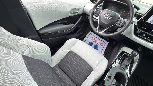 2025 Toyota Corolla Hatchback SE