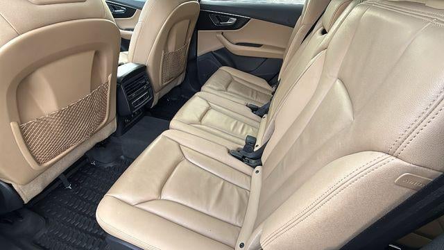 2023 Audi Q7 Premium 45 TFSI quattro Tiptronic