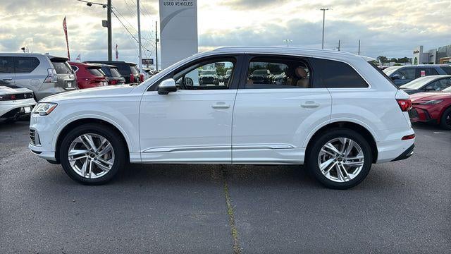 2023 Audi Q7 Premium 45 TFSI quattro Tiptronic