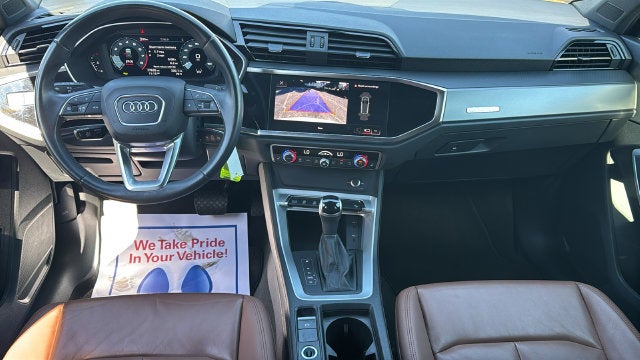 2025 Audi Q3 Premium 45 TFSI S line quattro Tiptronic